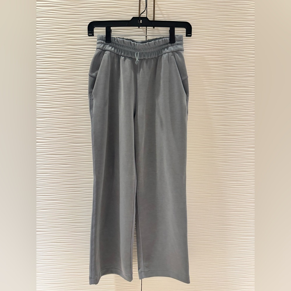 Lululemon Softstreme High-Rise Straight-Leg Cropped Pant Belgian Blue Size 2